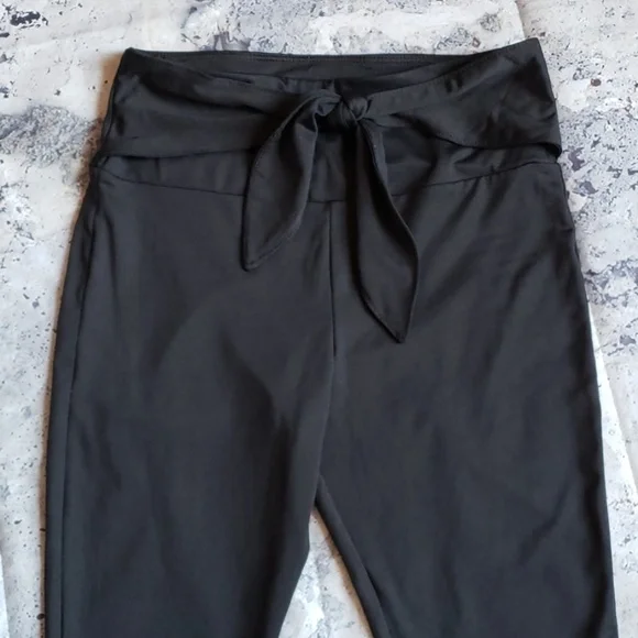 Material Girl. Juniors Active Hi-Waist Tie Front Leggings - Picture 2 of 8